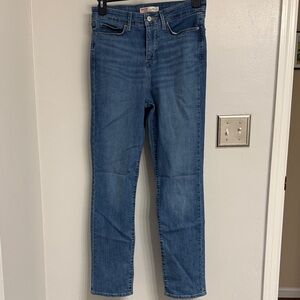 Levi's Women's Classic Straight Leg Denim Jeans